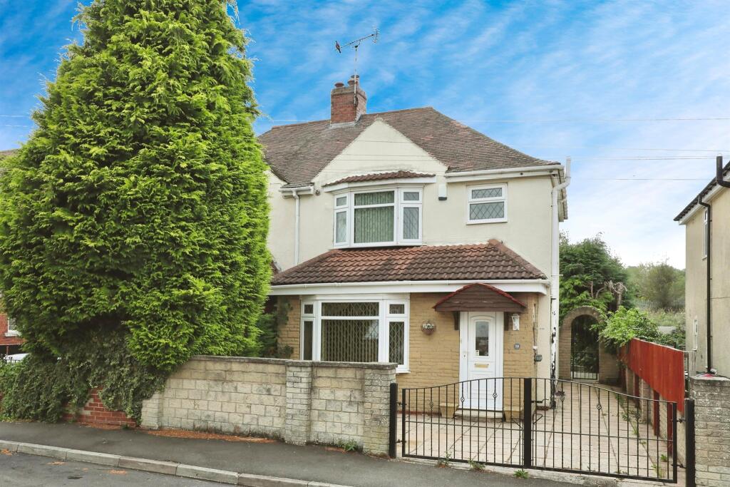 3 bedroom semi-detached house for sale in Wilberforce Road, South ...