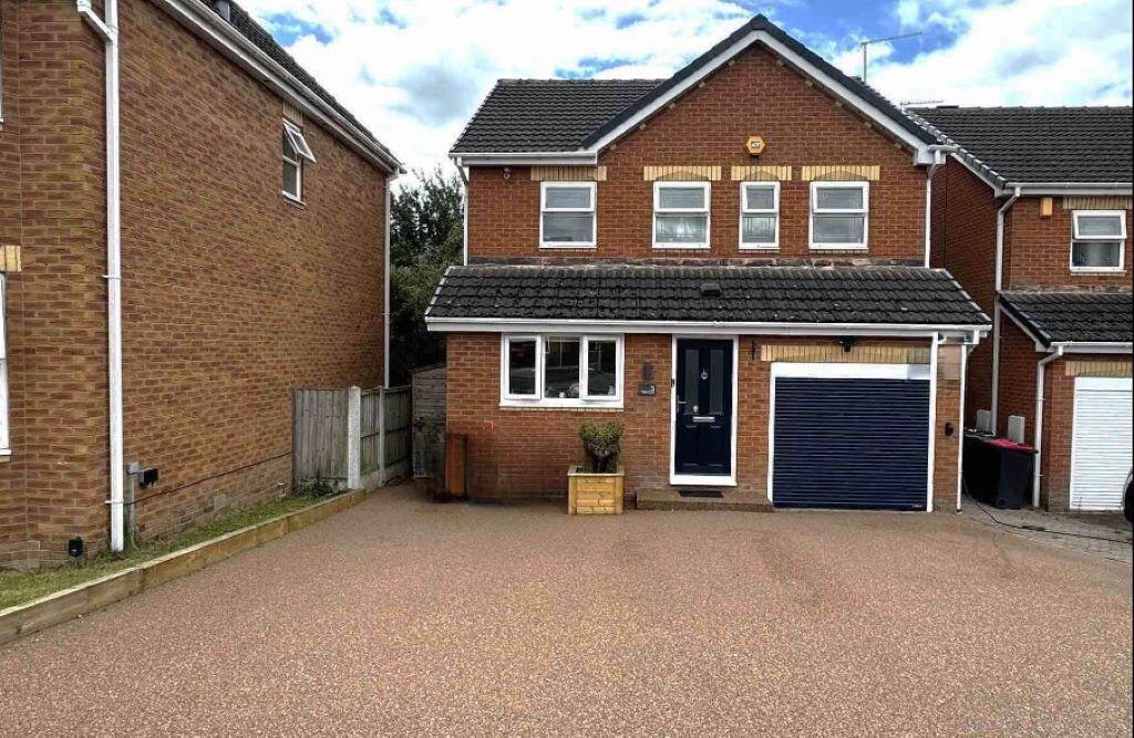 Main image of property: Roddis Close, Dinnington, Sheffield