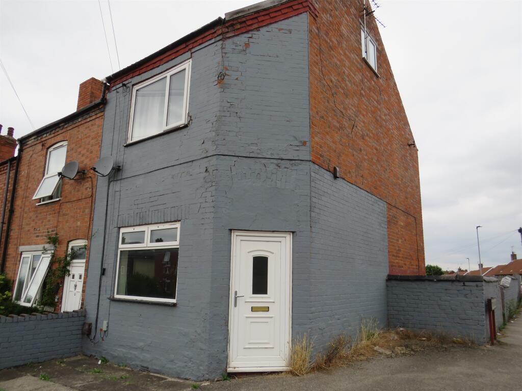 Main image of property: Lordens Hill, Dinnington, Sheffield