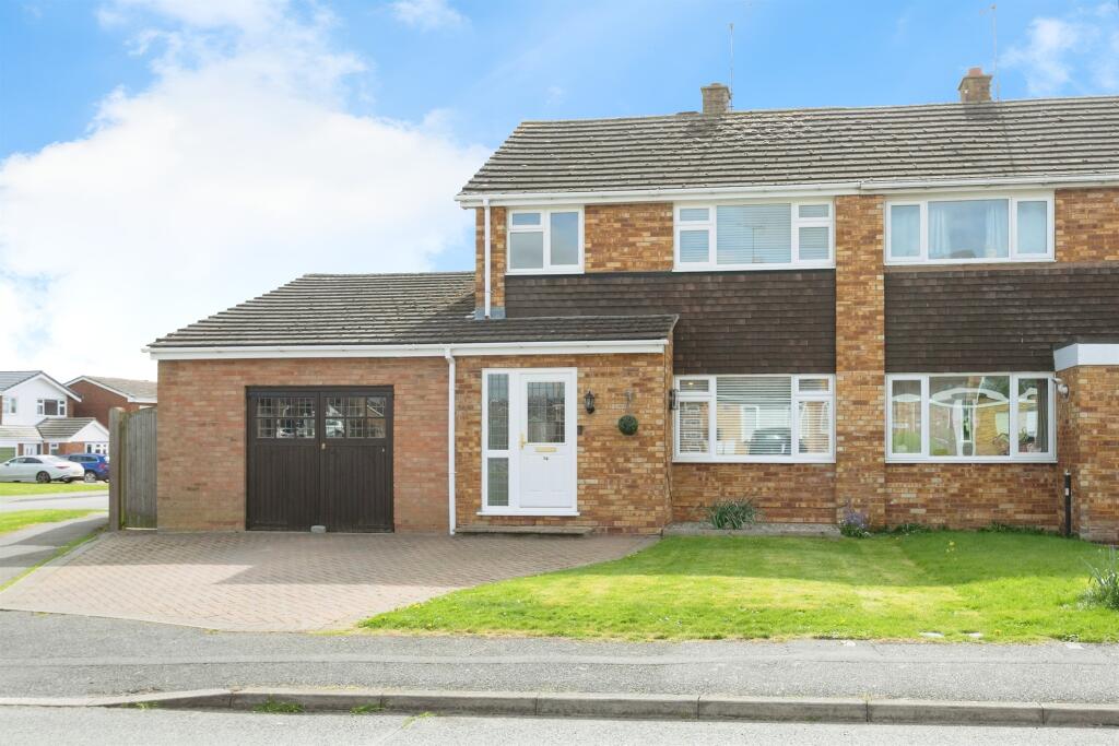 Main image of property: Glebe Road, Deanshanger, Milton Keynes