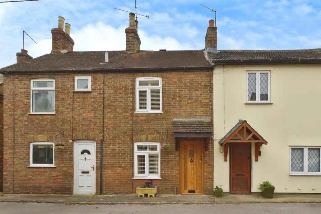 Main image of property: High Street, Deanshanger, Milton Keynes