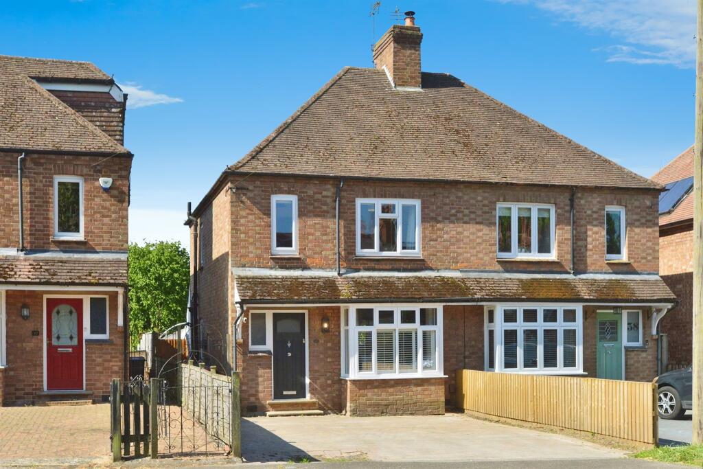 Main image of property: London Road, Stony Stratford, Milton Keynes