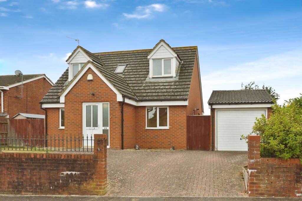 Main image of property: Porters Close, Deanshanger, Milton Keynes