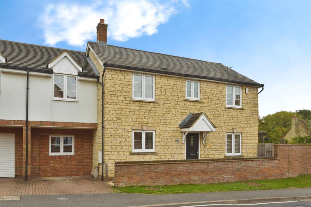 Main image of property: Hayes Road, Deanshanger, Milton Keynes