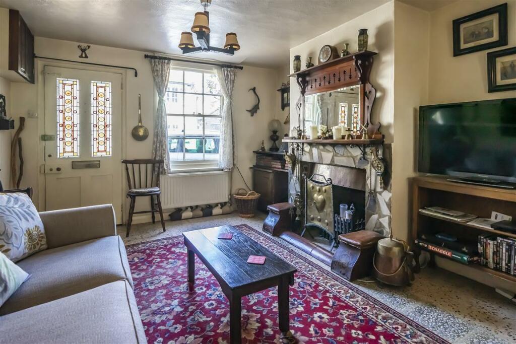 2 bedroom terraced house for sale in Stocks Road, Aldbury, Tring, HP23