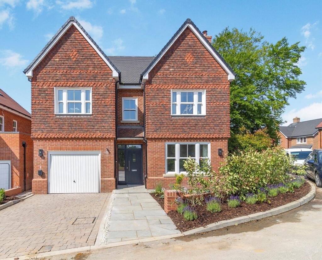 Main image of property: Harvieston Close, Tring
