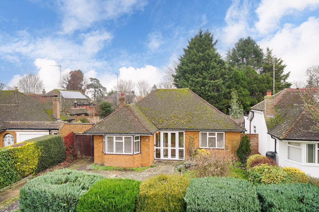 Main image of property: Grove Park, Tring