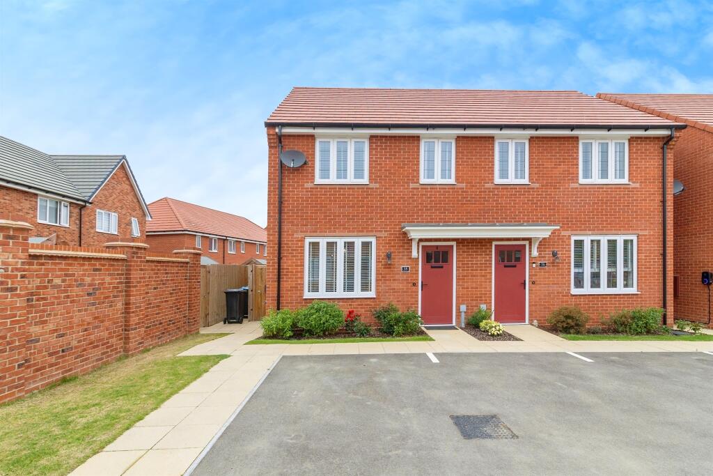 Main image of property: Farrington Way, Eagle farm south, MILTON KEYNES