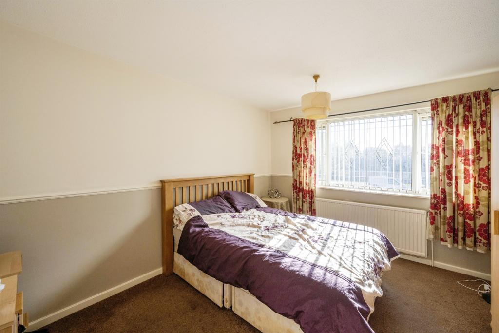 3 bedroom end of terrace house for sale in Beech Road, Campsall