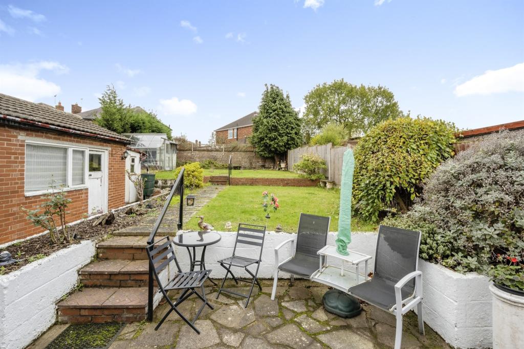3 bedroom detached bungalow for sale in The Grove, Wheatley Hills