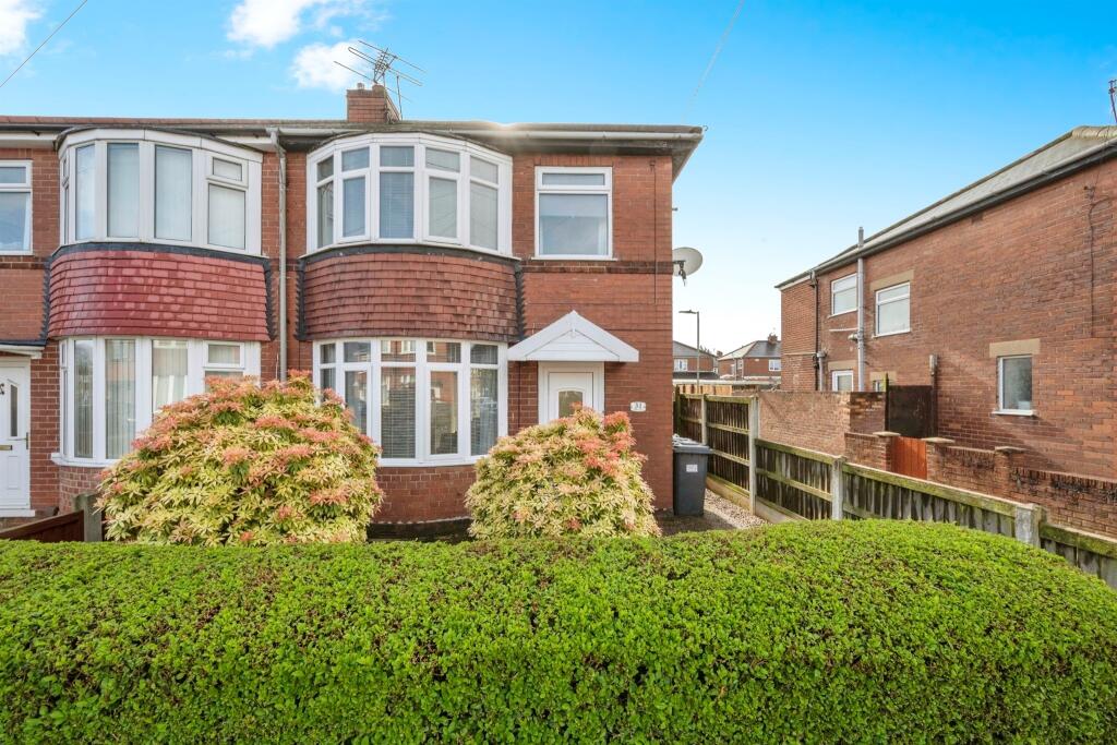 3 bedroom semi-detached house for sale in Drake Road, Wheatley, DONCASTER, DN2