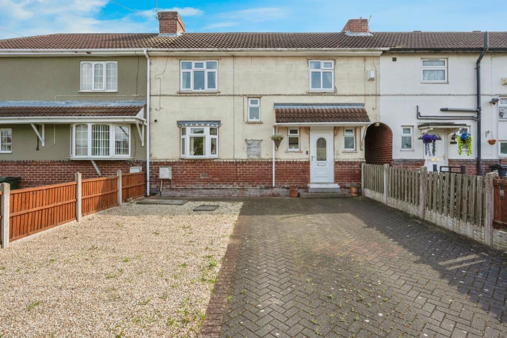 3 bedroom terraced house for sale in Baines Avenue, Edlington