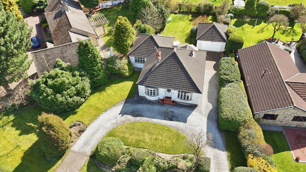 Main image of property: Warnington Drive, Bessacarr, Doncaster