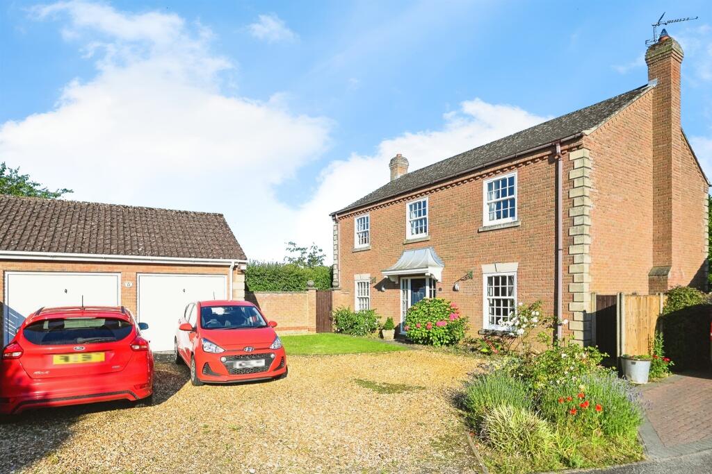 4 bedroom detached house for sale in Ravensway, Downham Market, PE38