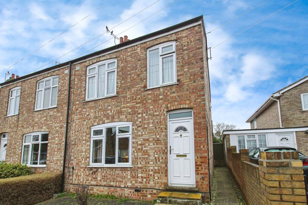 3 bedroom semidetached house for sale in Brook Street, Soham, Ely, CB7