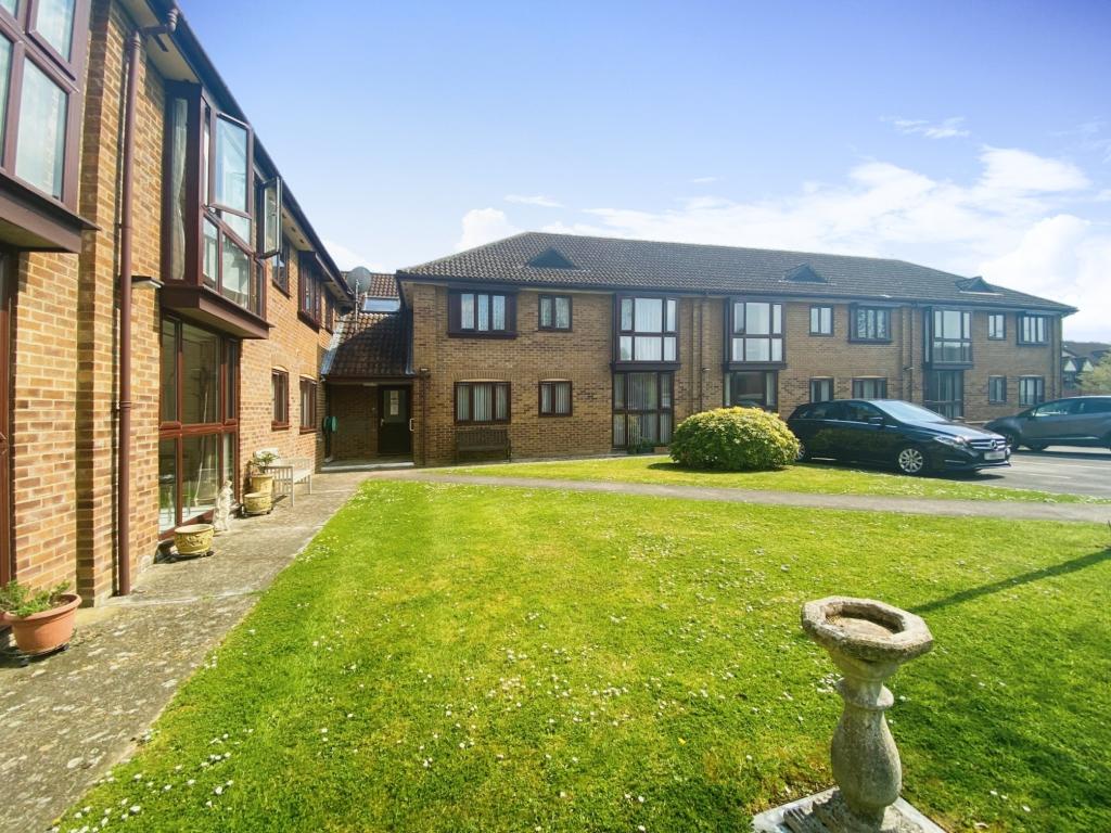2 bedroom apartment for sale in London Road, Amesbury, Salisbury, SP4