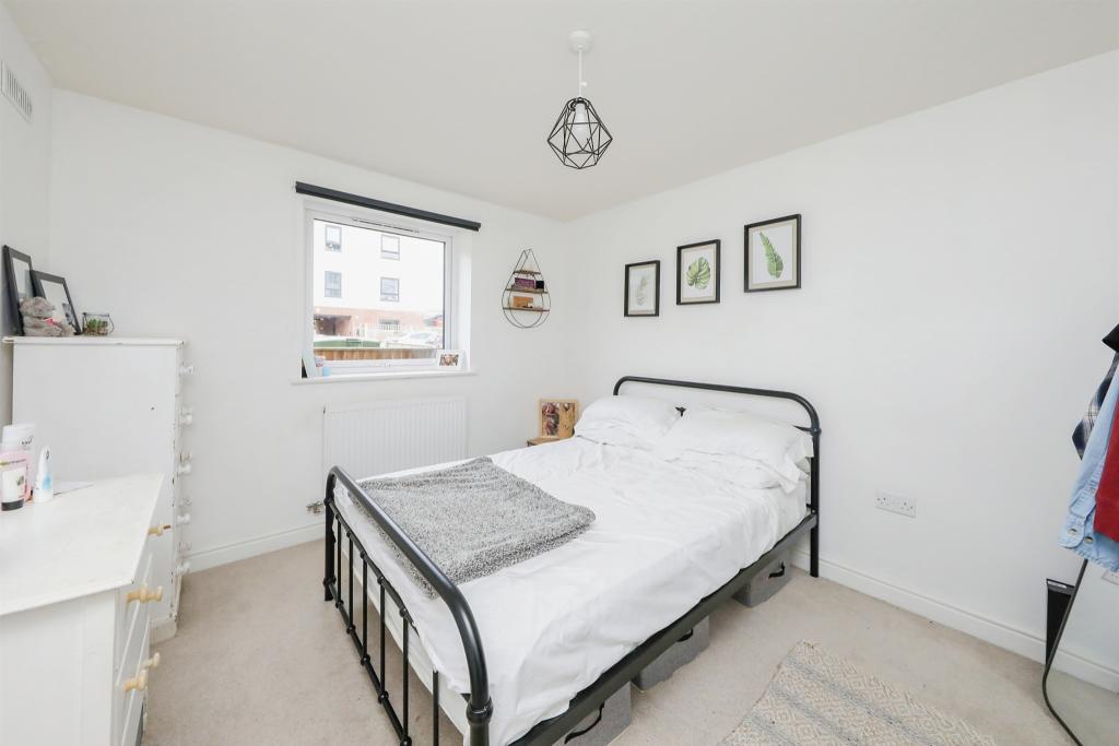 1 bedroom apartment for sale in Holt Road, Fakenham, NR21