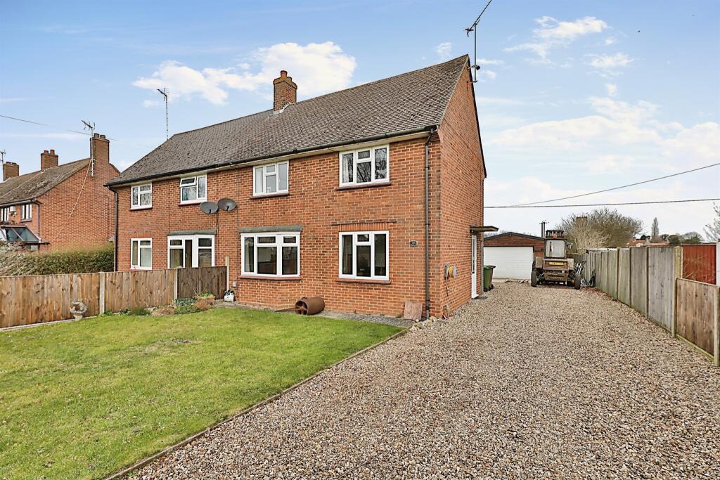 3 bedroom semidetached house for sale in The Elms, Hindringham