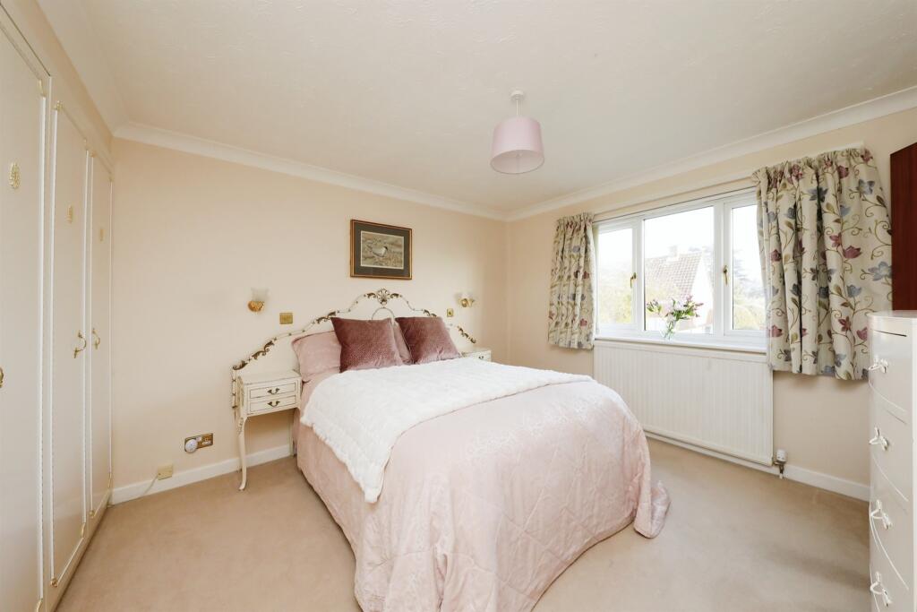 5 bedroom detached house for sale in Bagthorpe Road, East Rudham, King's Lynn, PE31