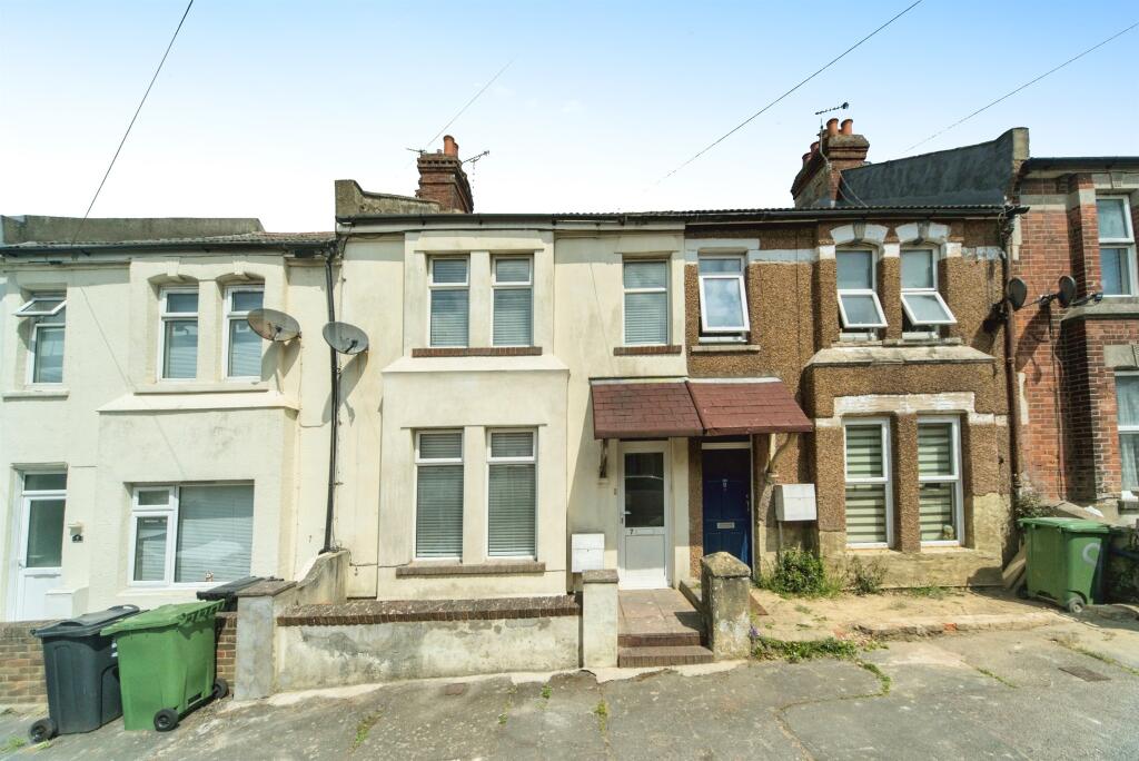 3 bedroom terraced house