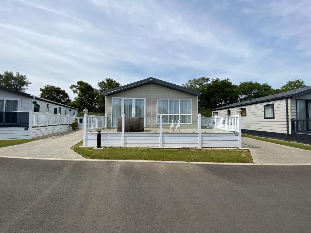 Main image of property: Carlton Meres Holiday Park, Carlton, Saxmundham
