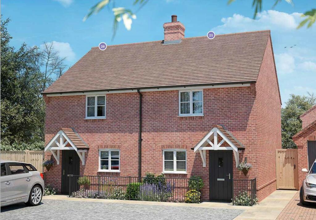 2 bedroom semi-detached house for sale in Grange Road, Netley Abbey, Southampton, SO31