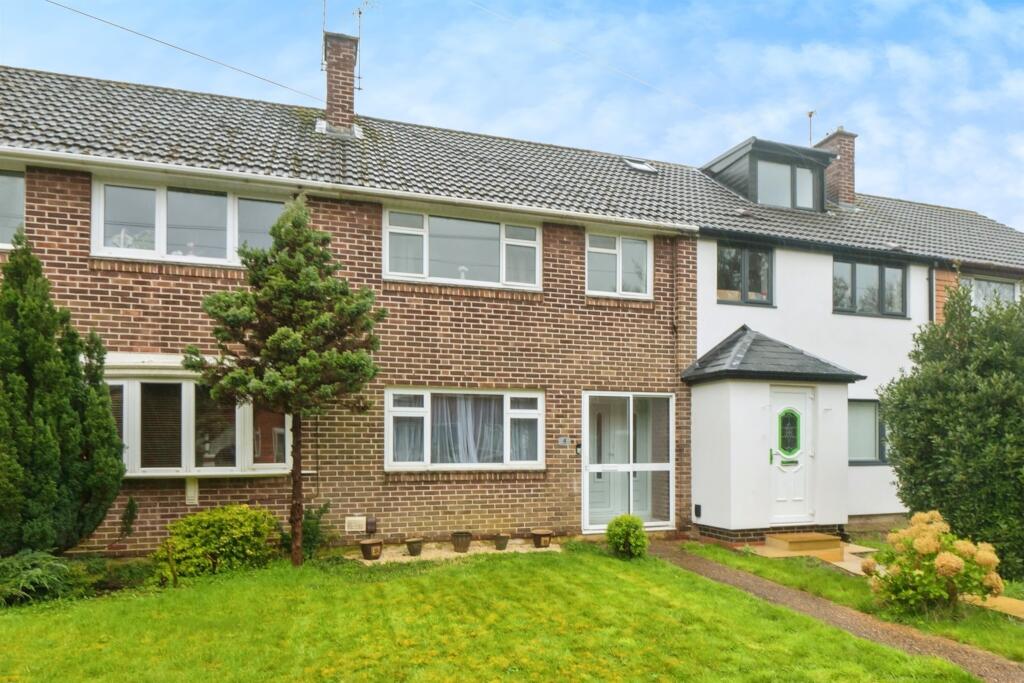 3 bedroom terraced house for sale in Claudeen Close, Southampton, SO18
