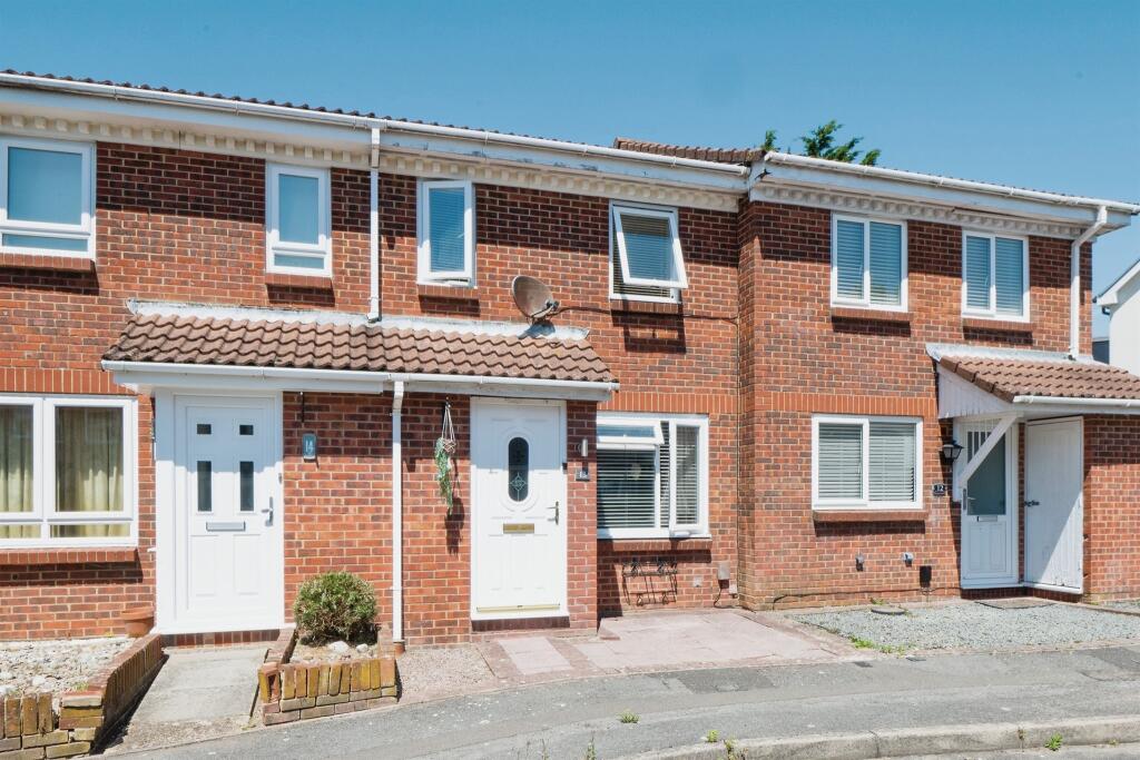 2 bedroom terraced house for sale in Botley Gardens, Southampton, SO19