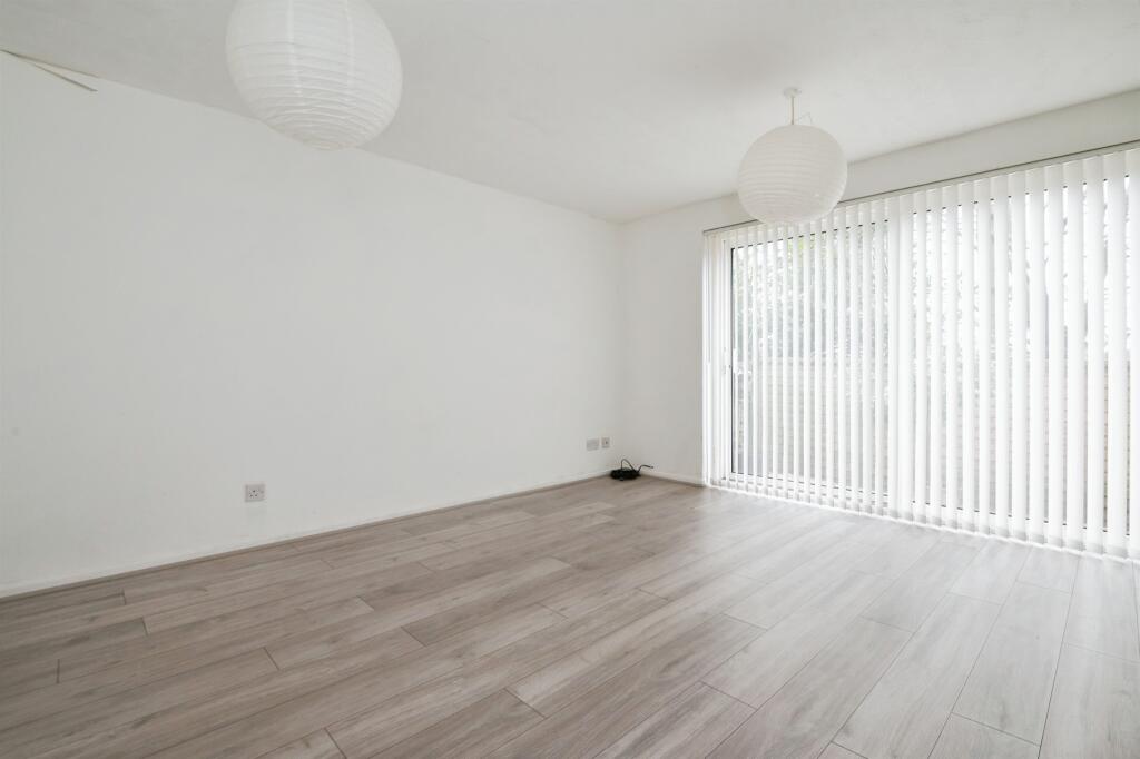 Main image of property: Cobden Rise, Southampton
