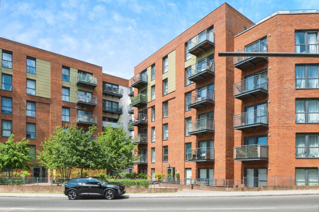 Main image of property: Keel Road, Southampton