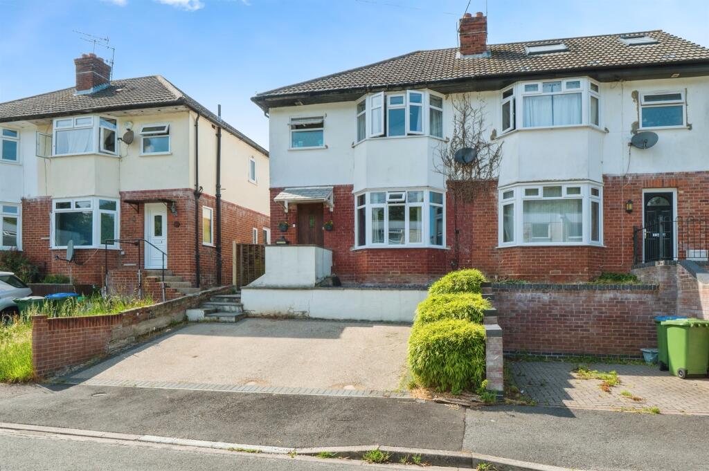 Main image of property: Lawrence Grove, Southampton