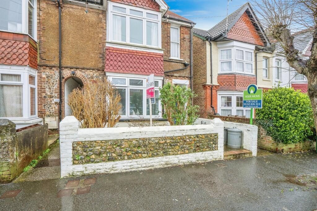 Studio flat for sale in Highfield Road, Bognor Regis, PO22