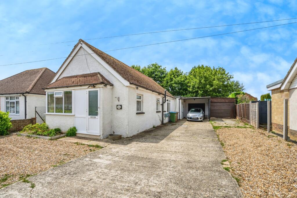 Main image of property: Carlton Avenue, Bognor Regis
