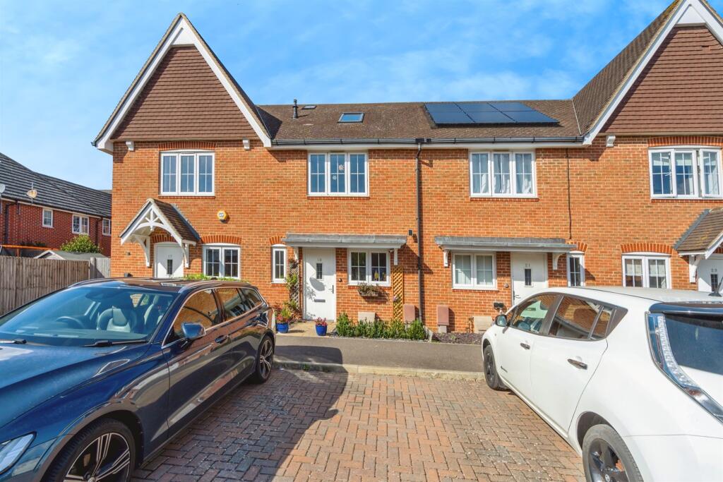 Main image of property: Kelmscott Way, Bognor Regis