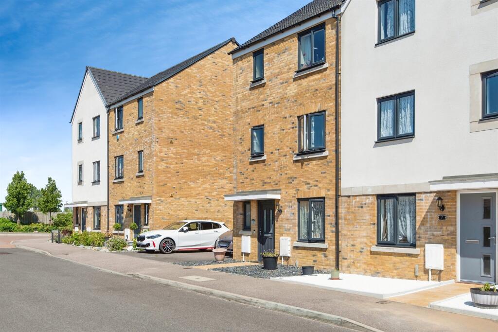 Main image of property: Kenney Drive, Wick, Littlehampton