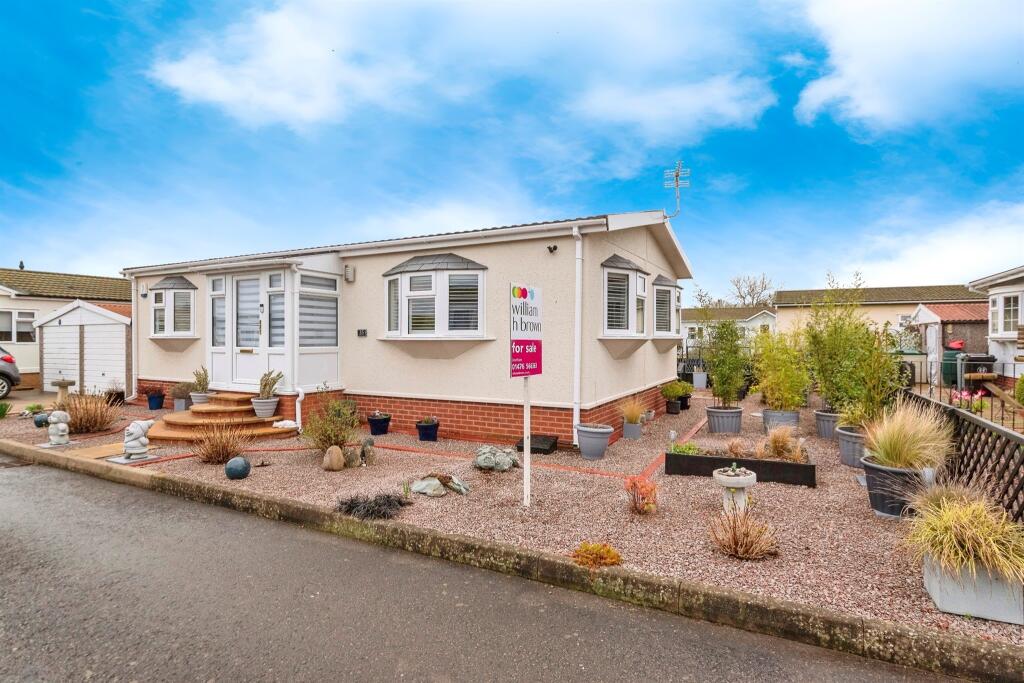 2 bedroom park home for sale in Allington Gardens, Allington, Grantham