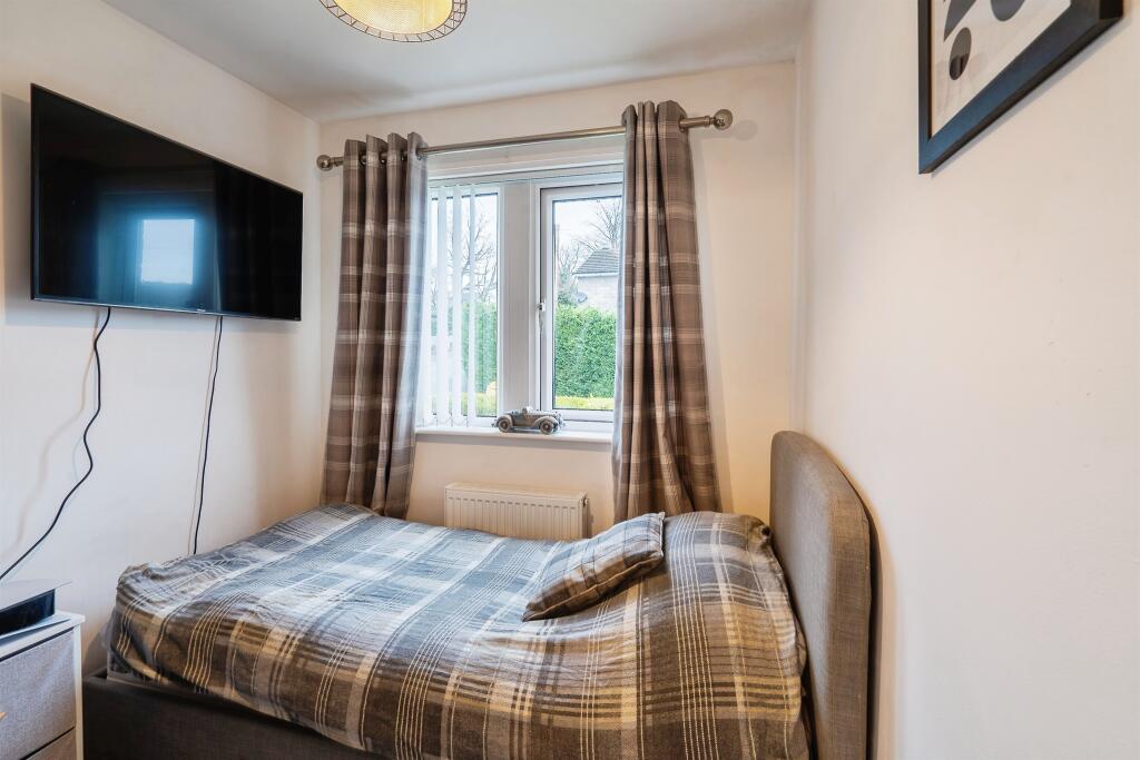 Additional property image - Pennine Close, Queensbury, Bradford