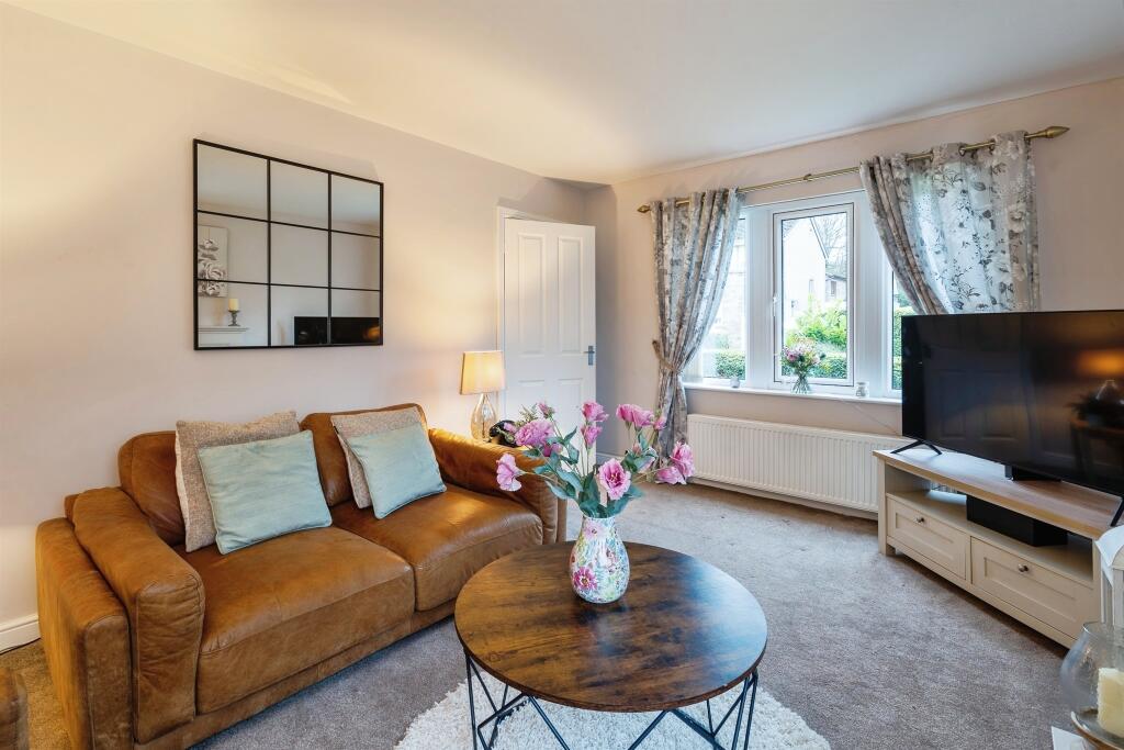 Additional property image - Pennine Close, Queensbury, Bradford
