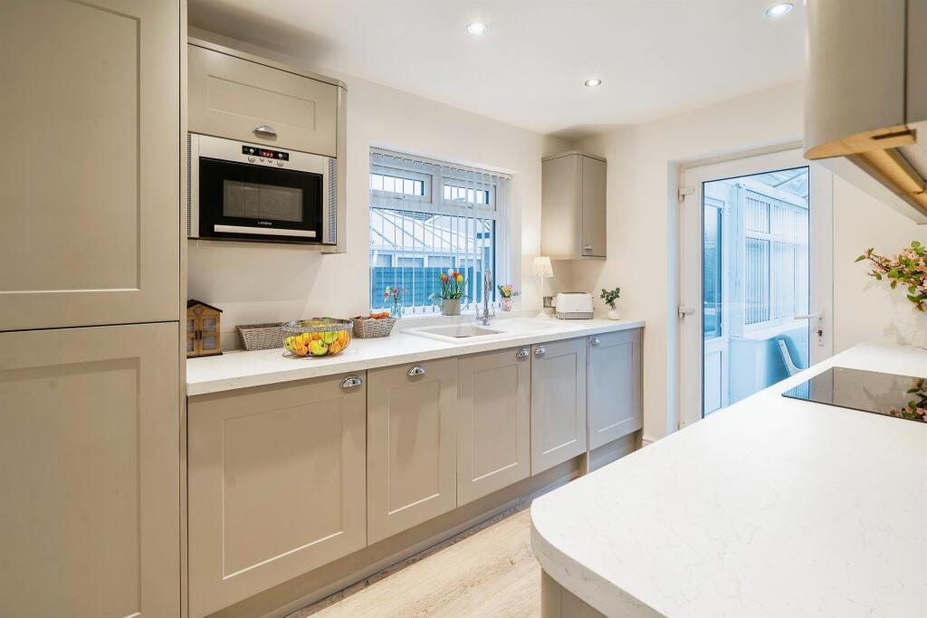 Additional property image - Pennine Close, Queensbury, Bradford
