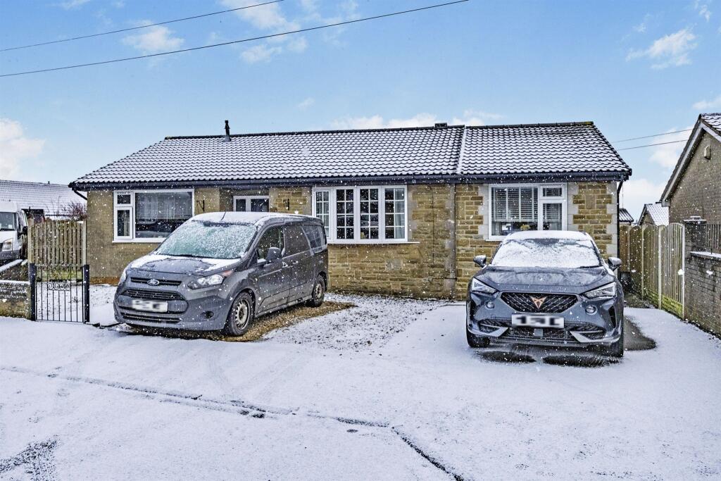 Additional property image - Coniston Avenue, Queensbury, BRADFORD