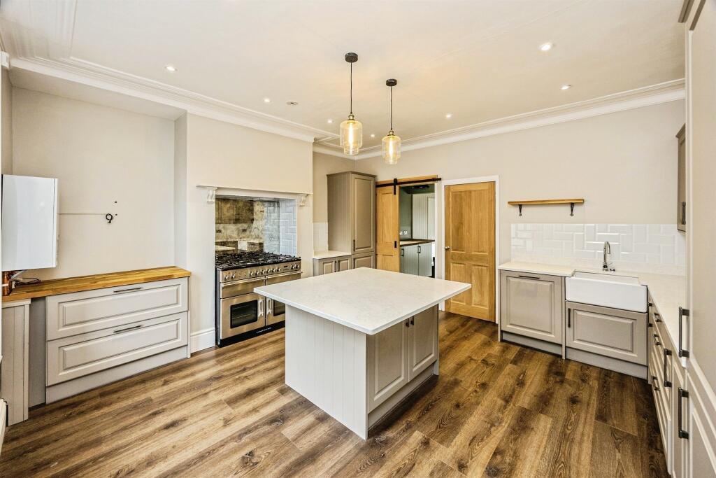 Main image of property: Huddersfield Road, Halifax