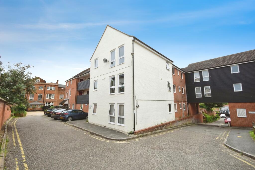 Main image of property: Elizabeth Way, Halstead