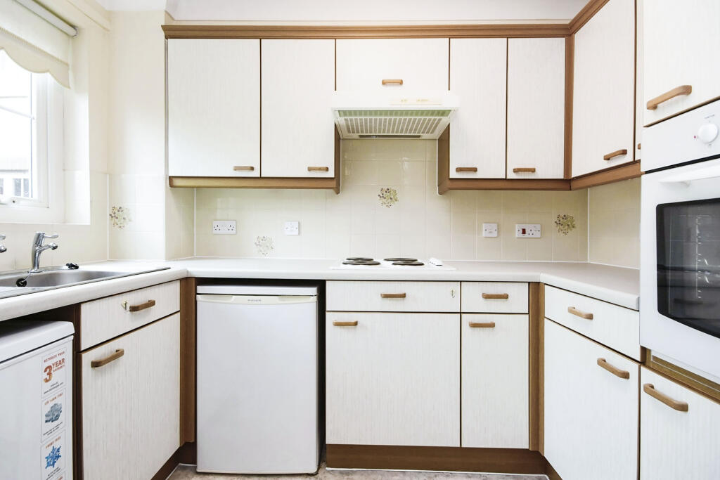 Additional property image - Rosemary Lane, Halstead
