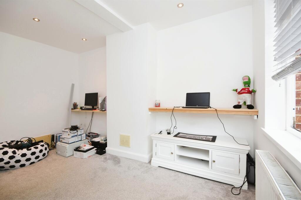 Additional property image - Brook Meadow, Sible Hedingham, Halstead