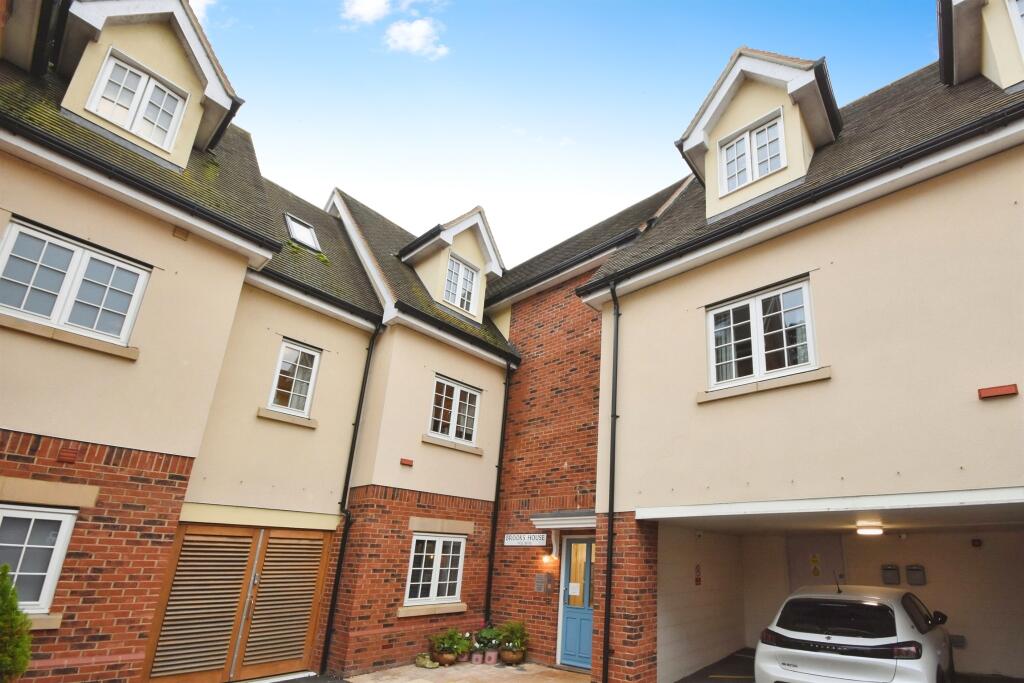 Main image of property: Dame Mary Walk, Halstead