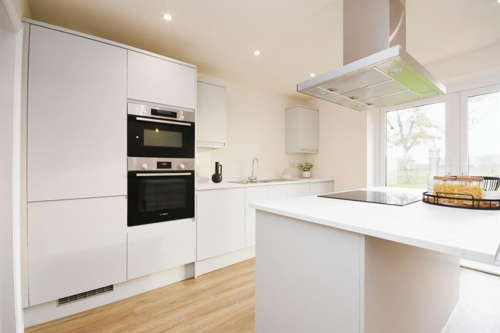 Additional property image - Elizabeth Place, Gosfield, Halstead