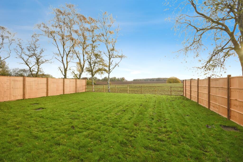 Additional property image - Elizabeth Place, Gosfield, Halstead