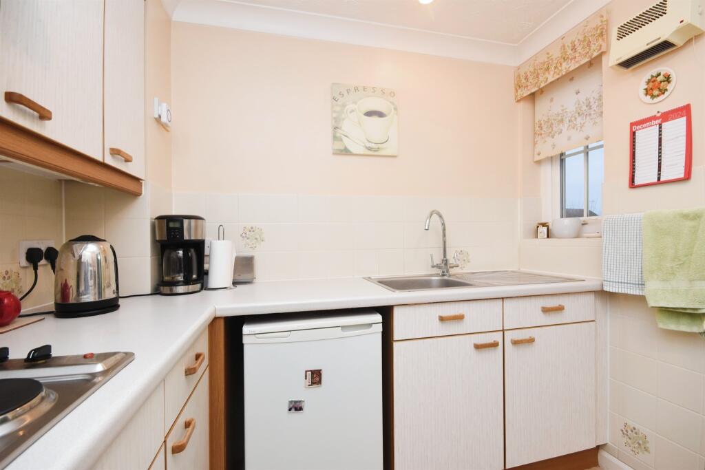 Additional property image - Rosemary Lane, HALSTEAD