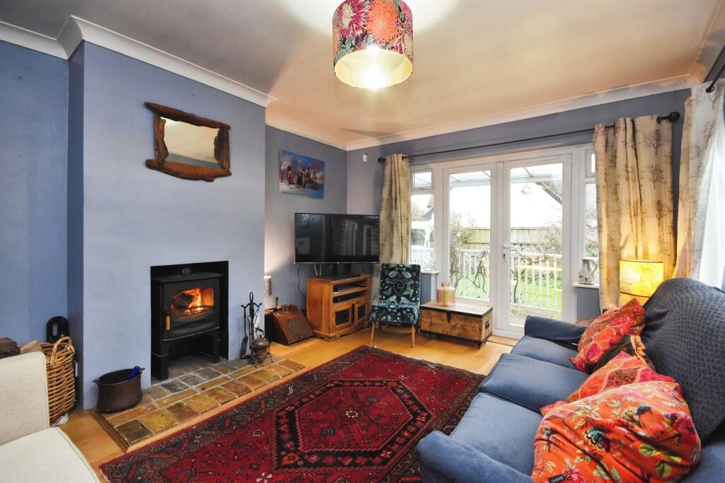 Additional property image - Cross End, Pebmarsh, Halstead