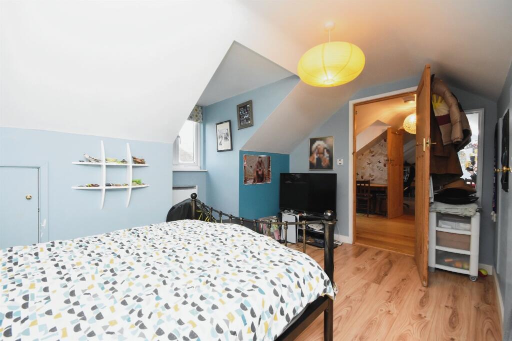 Additional property image - Cross End, Pebmarsh, Halstead